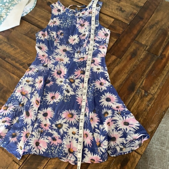 KIRRA Mini Floral Blue Dress Size Small - Picture 9 of 10